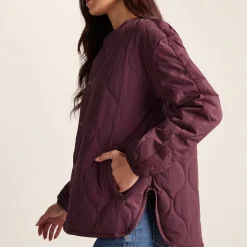 Cleadon Womens Relaxed Fit Shower Resistant Lightweight Insulated Jacket - Black Raspberry