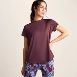 Florrie Womens Performance T-Shirt - Black Raspberry