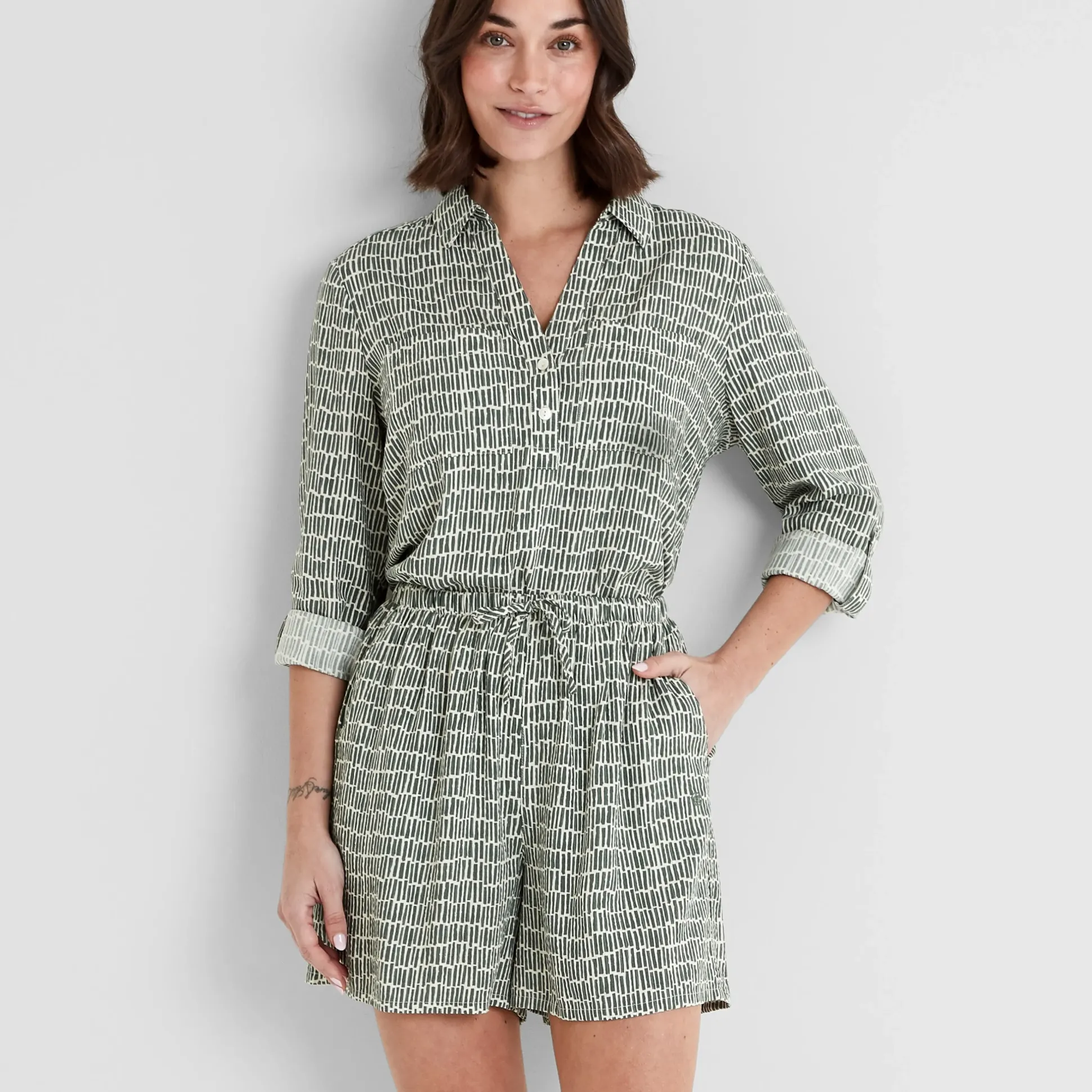 Kadina Womens Long Sleeve Shirt - Green Dash Print