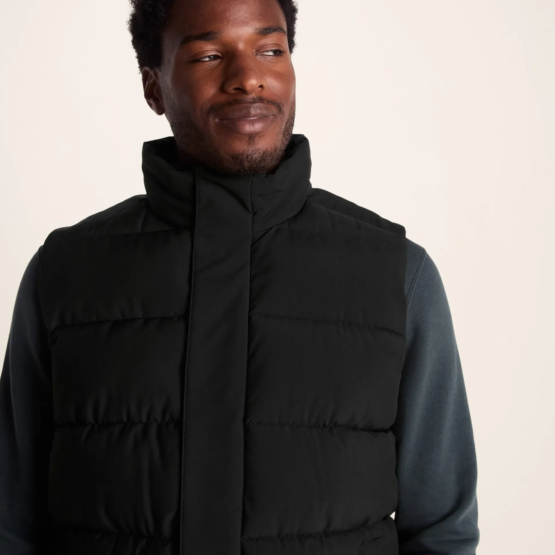 Leighton Mens Shower Resistant Insulated Gilet - Black