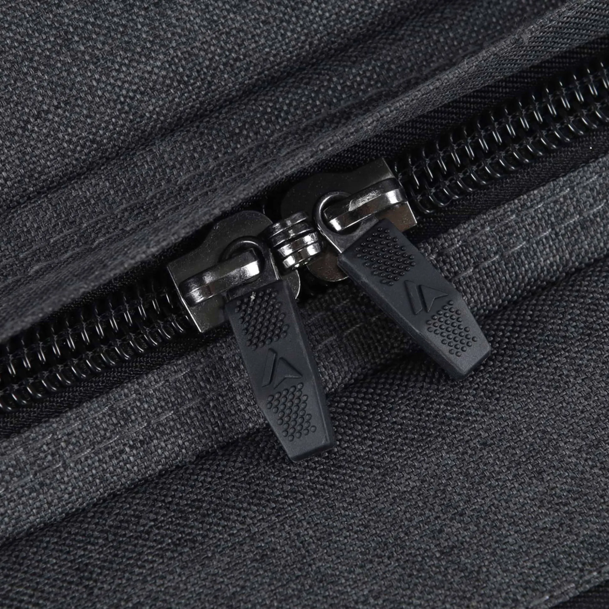 Surfanic Maxim 3.0 70L Roller Bag - Grey Marl